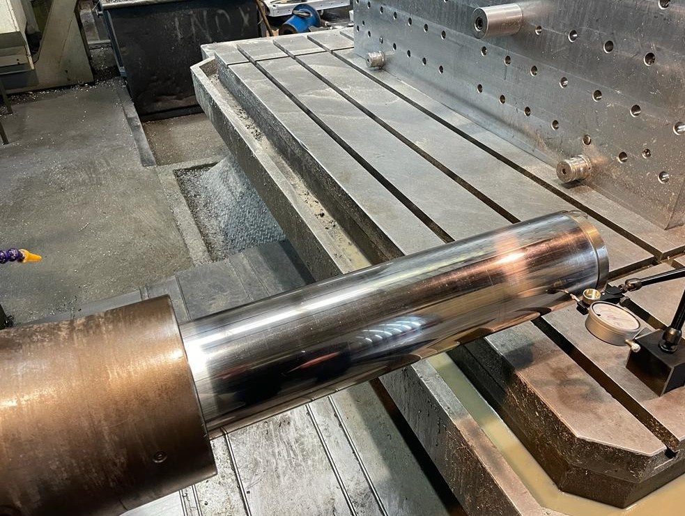 WHQ 13 CNC rok 2000 - 3