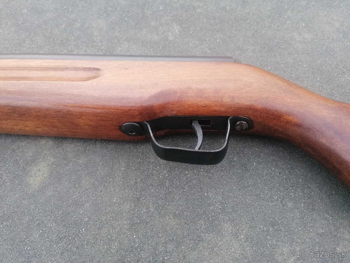 Predám vzduchovka Slavia 630 - 3