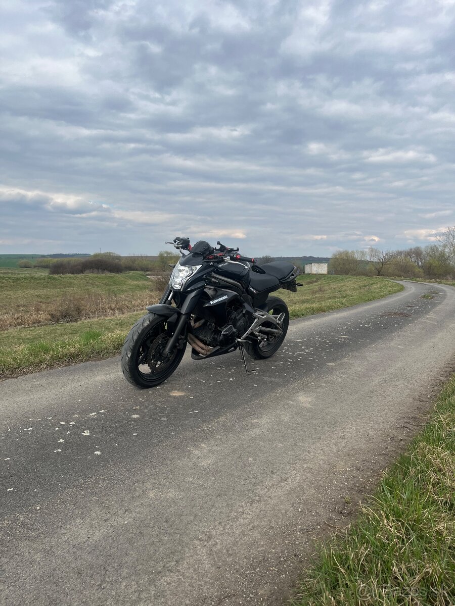 Kawasaki ER6N - 3