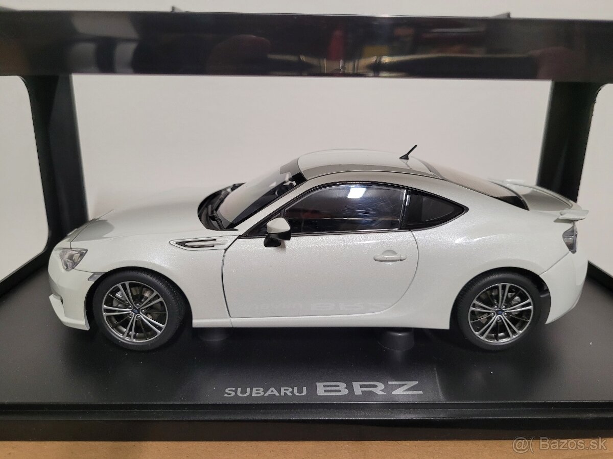 Model Subaru BRZ 1:18 Autoart - 3