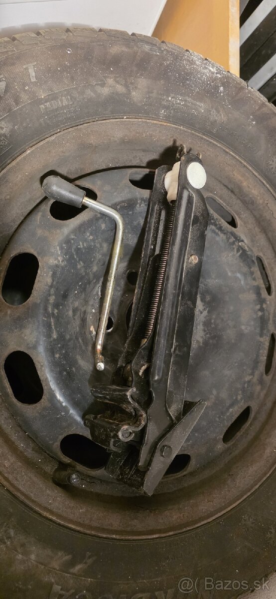 Zdvihák na auto a iné - 3
