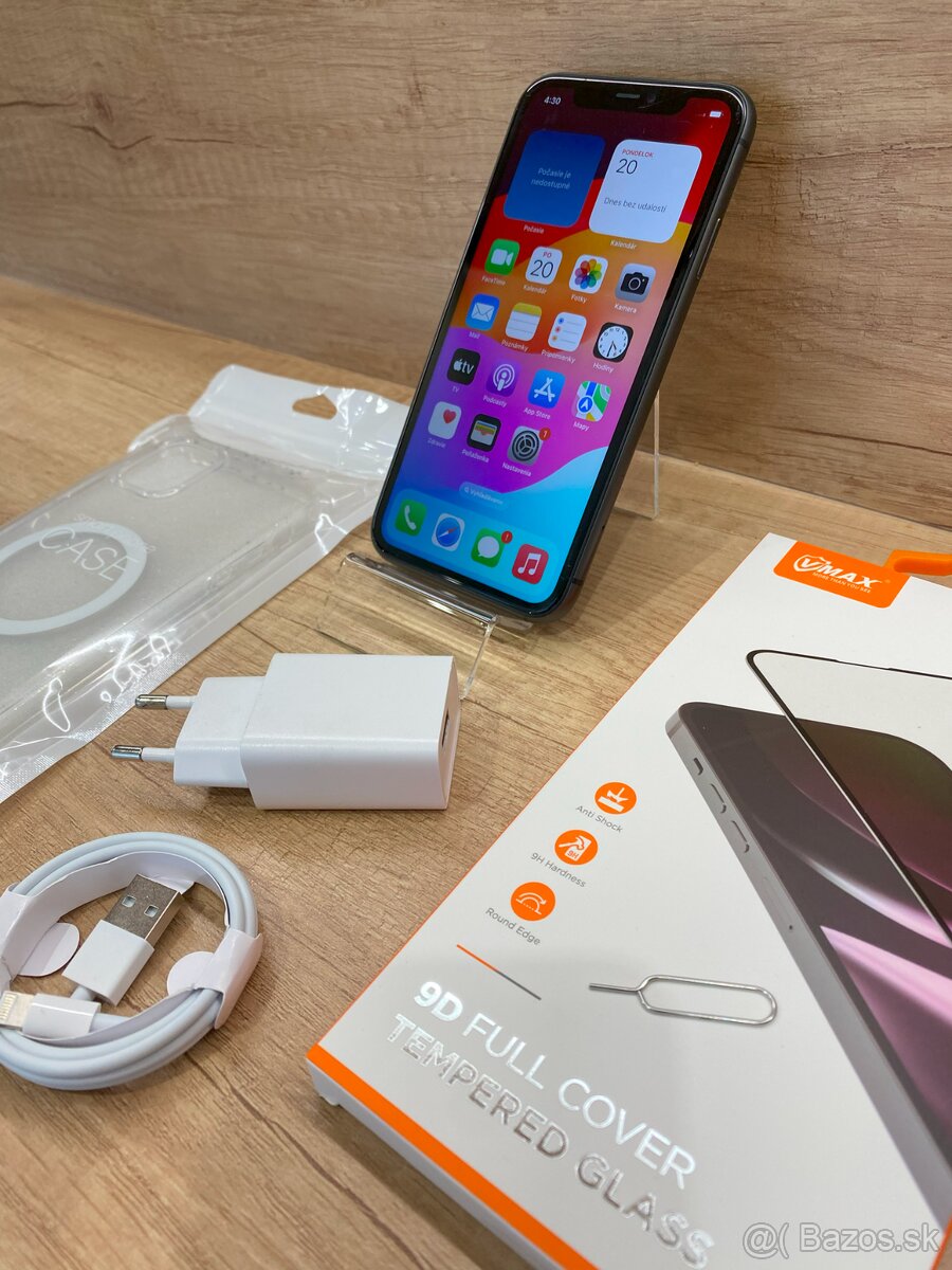 iPhone 11 black - záruka + nová nabíjačka - 3