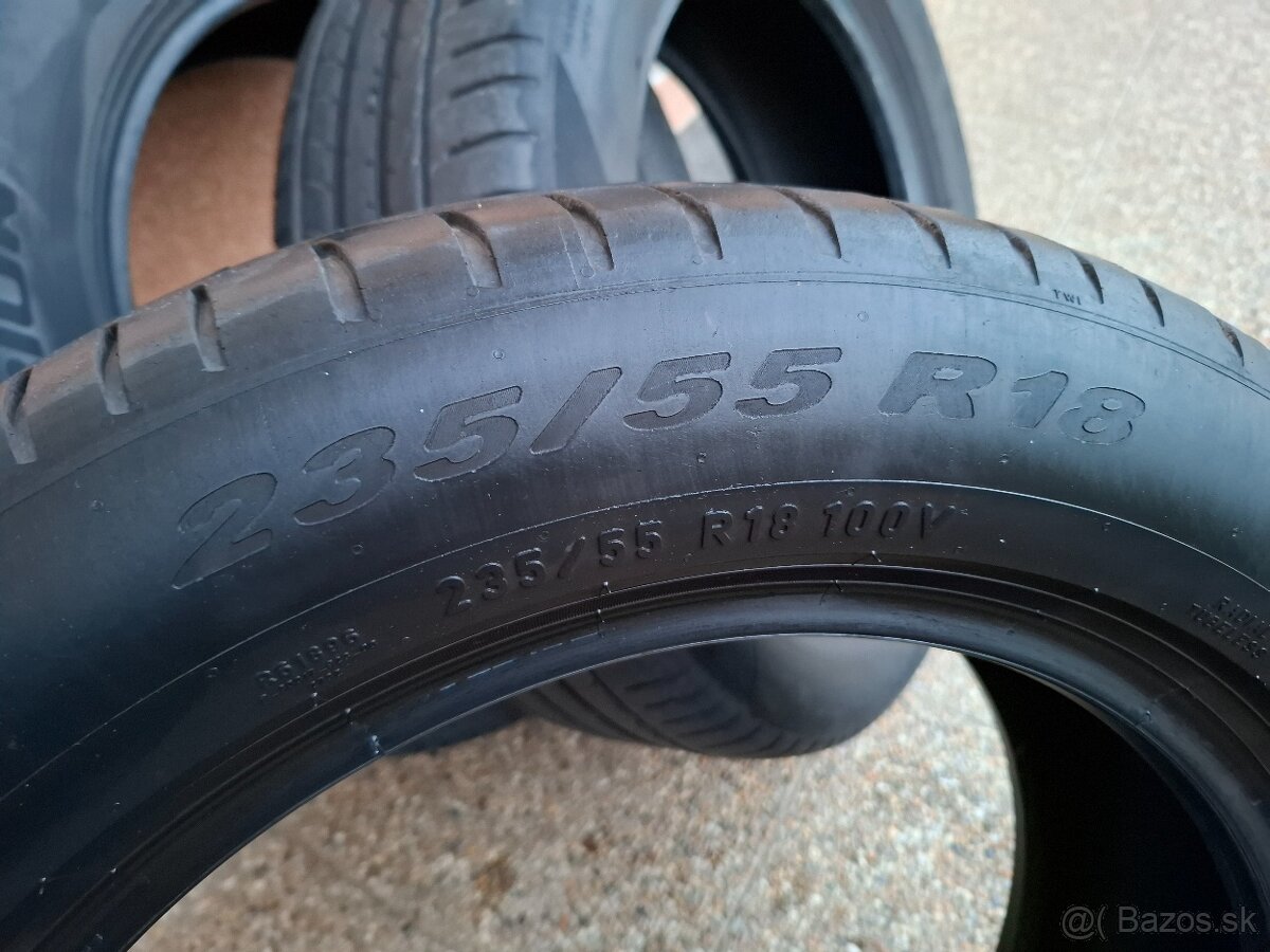 Pirelli Scorpion 235/55/R18 100V - 3