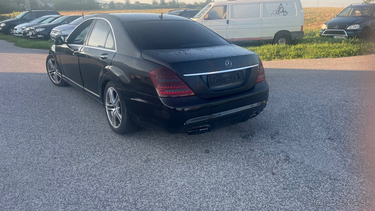 Mercedes S320 w221 - 3