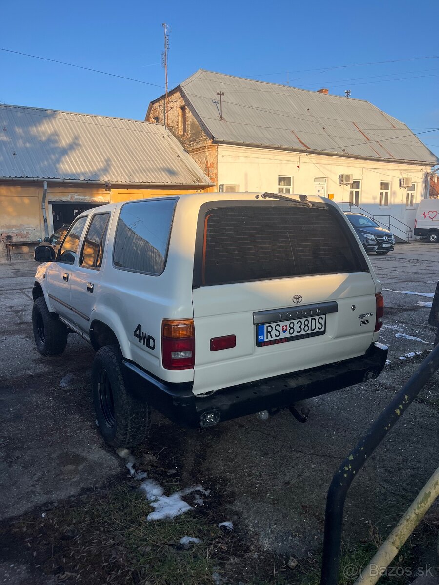 vymenim za defender,predam toyota hilux 4runner 2,4TD