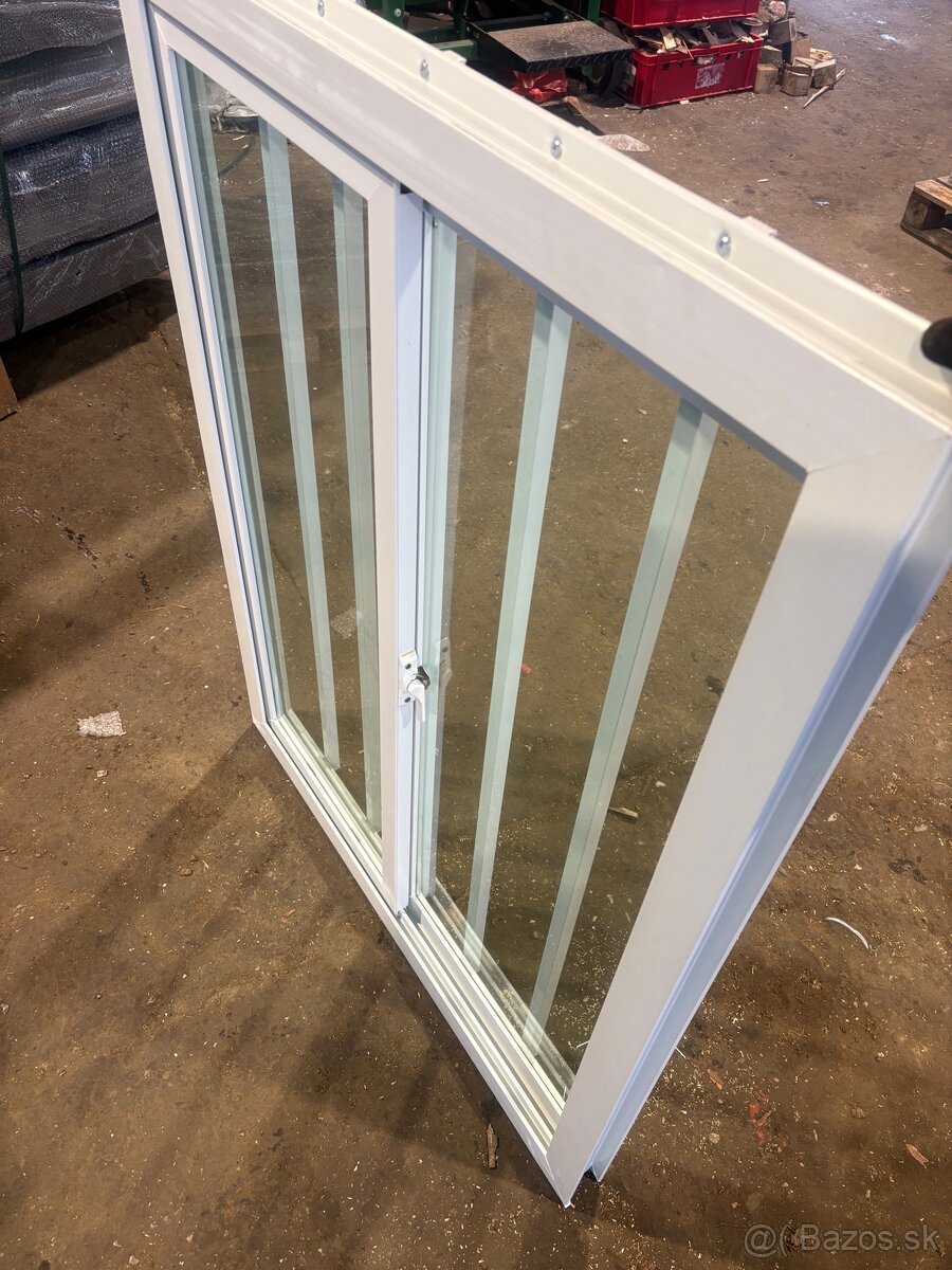 Predám plastové omrežované okná. (Polykarbonát) - 3