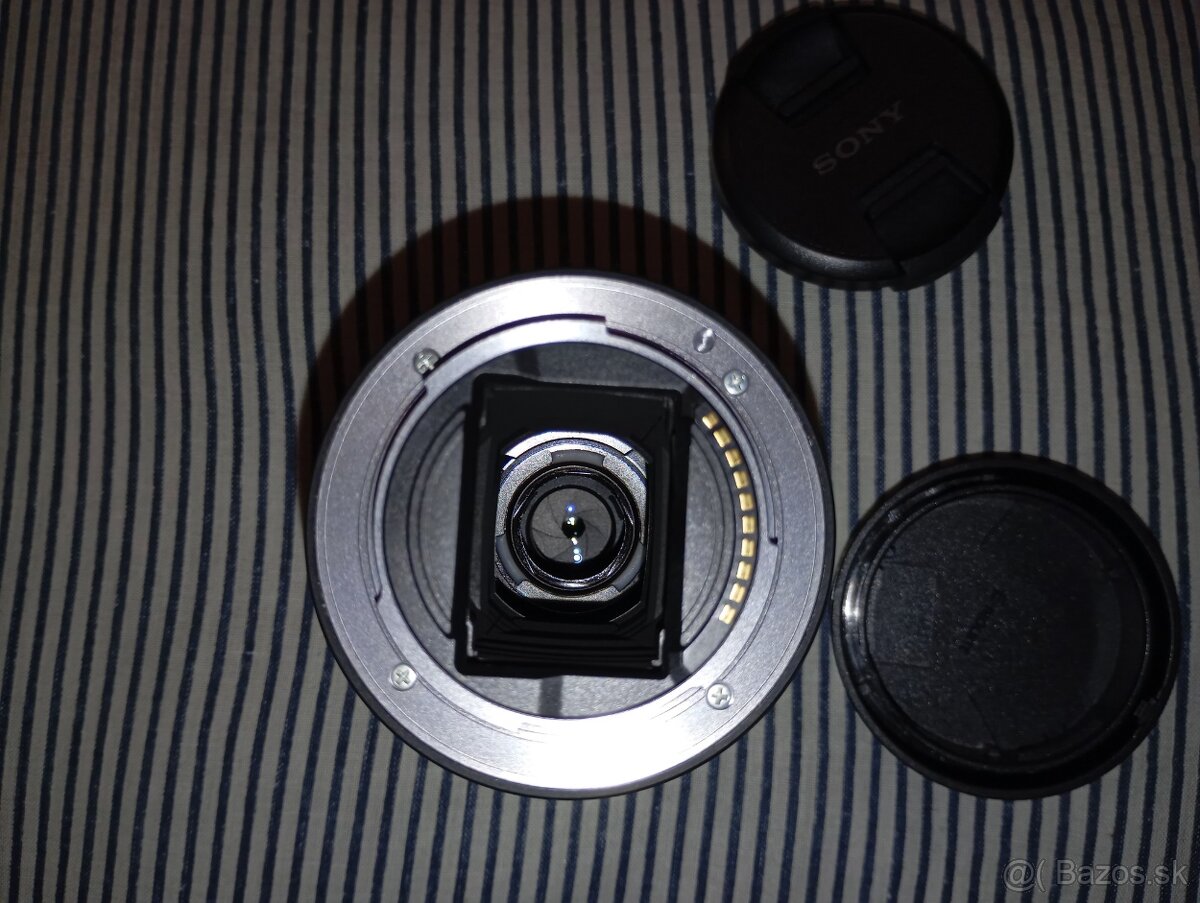 Sony FE 28-70mm F3.5-5.6 OSS - 3