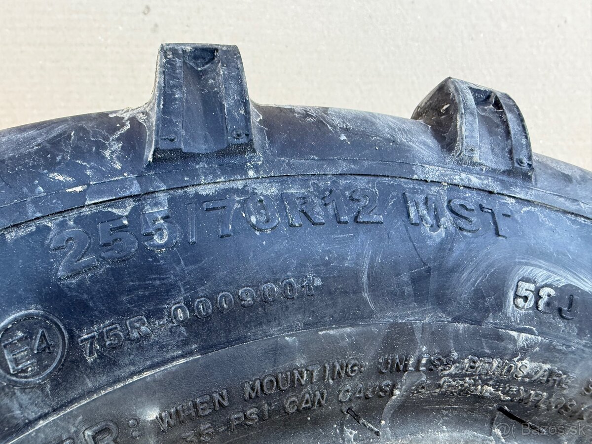 Predám atv pneumatiky R12 - 3