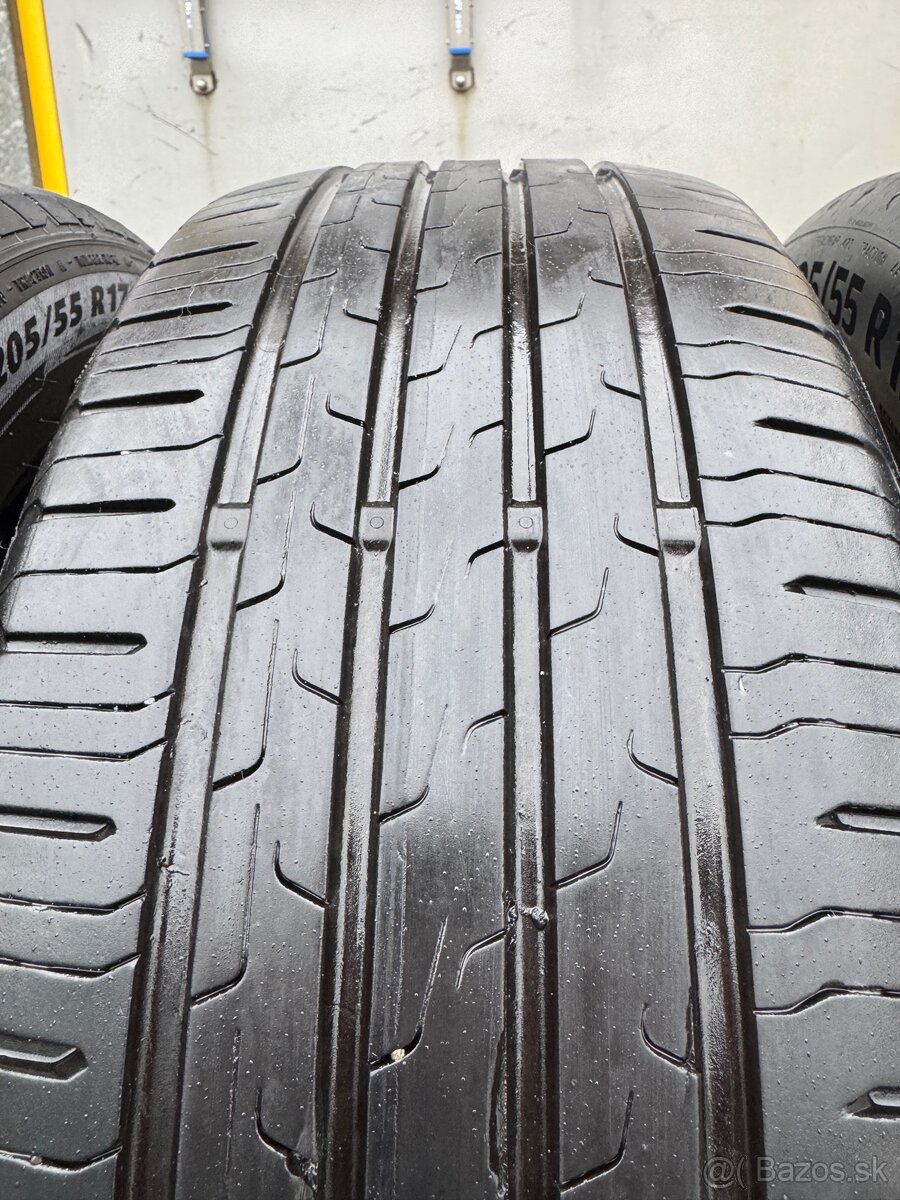 Predám letné pneu 205/55 r17 - 3
