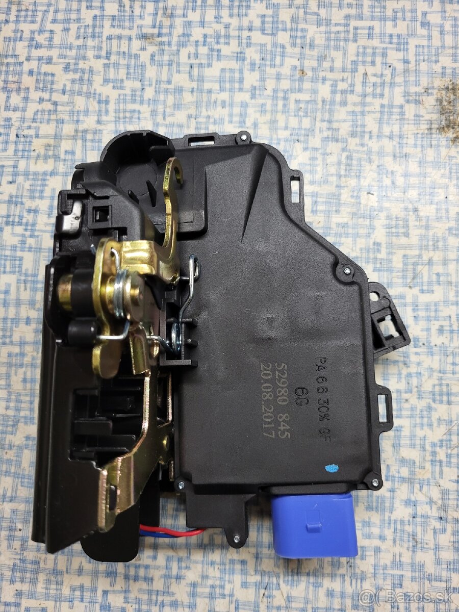 Zamok dveri (novy)PP vw golf 5 - 3