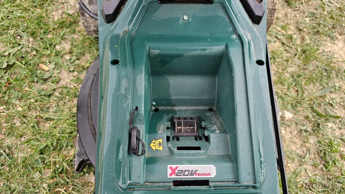 Parkside kosačka 20v na baterku - 3