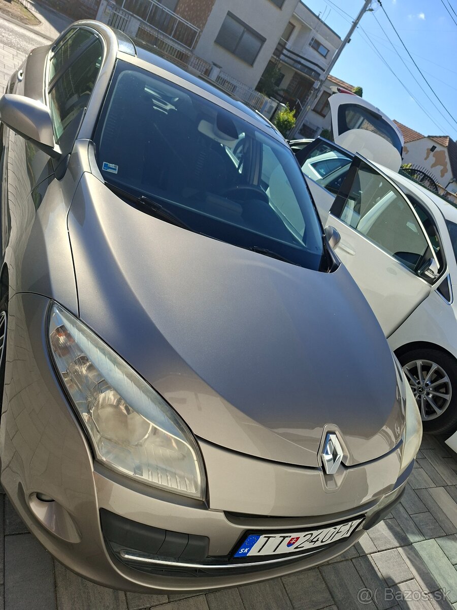 RENAULT MEGANE 1.5 - 3