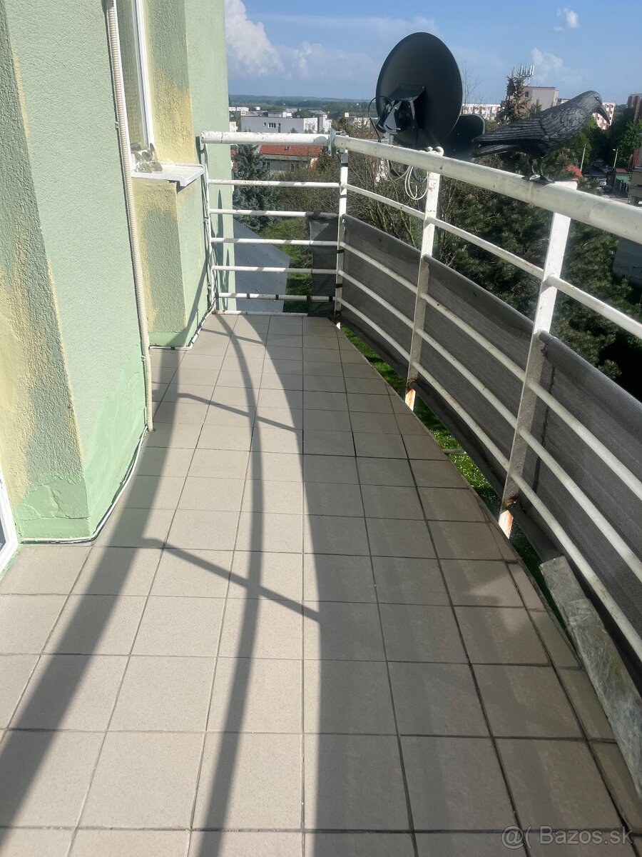 Znížená cena Exkluzívne 2 izb. byt na Čermáni - 3