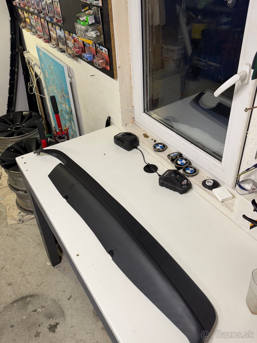 Zadný difúzor bmw e39 - 3