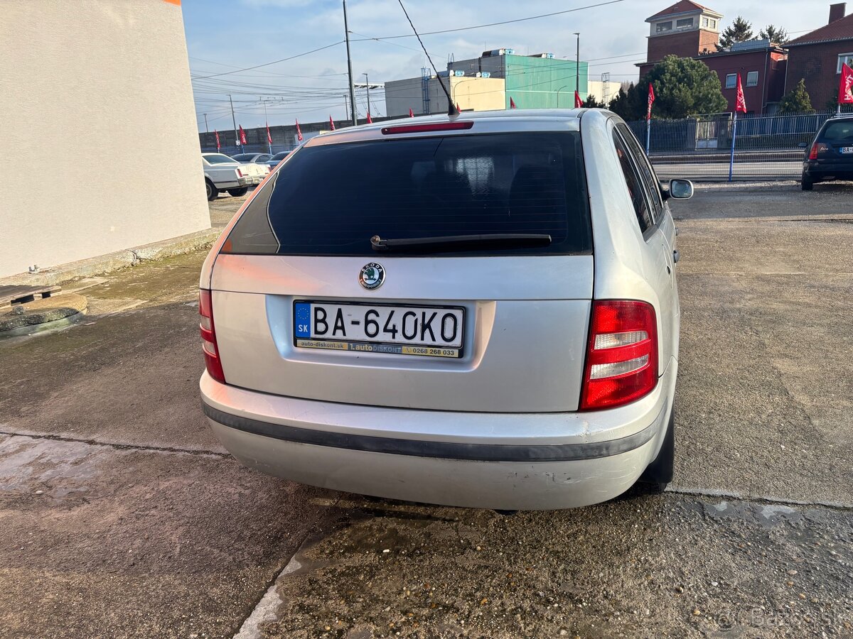 Škoda Fabia - 3