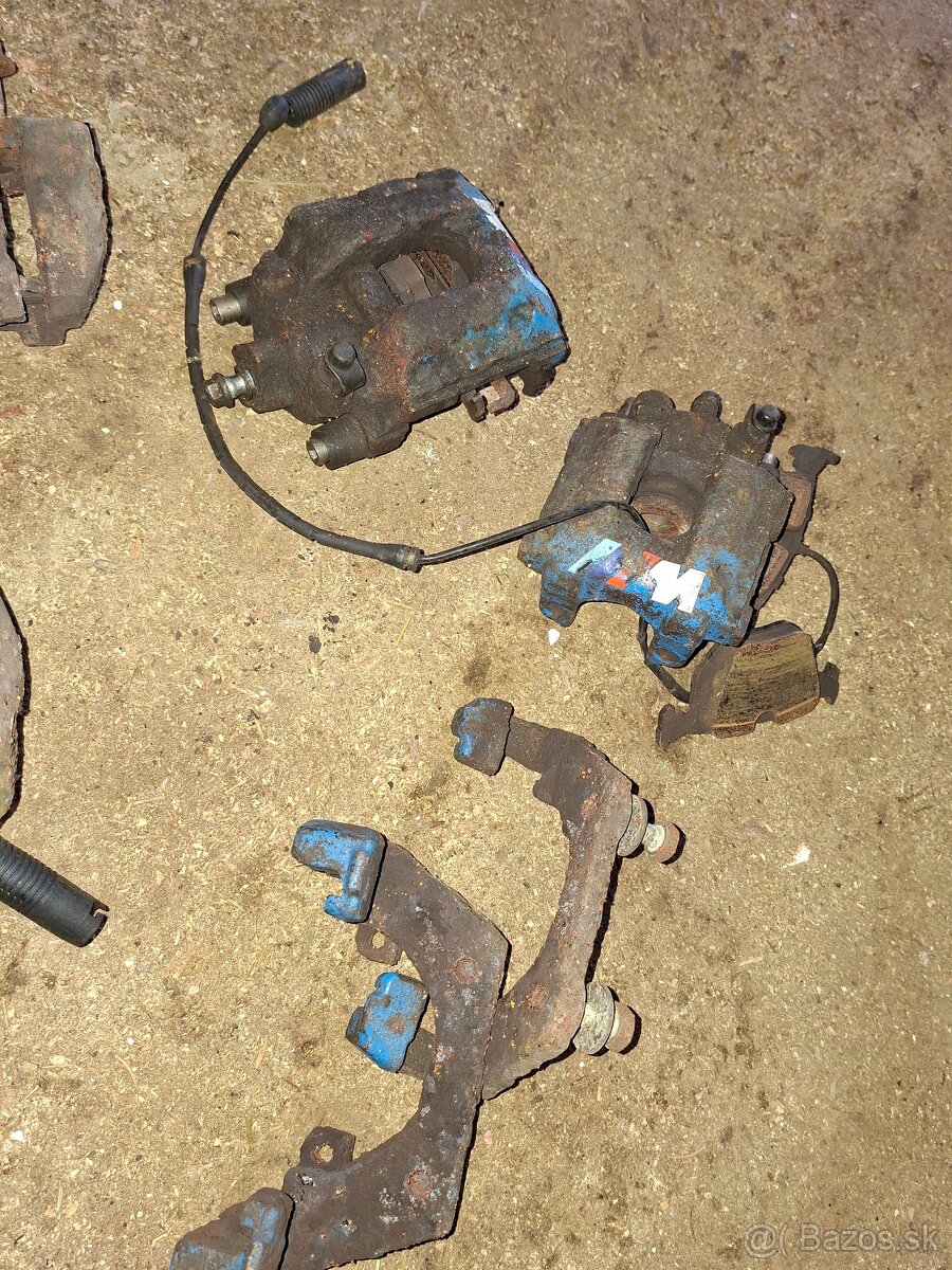 Brzdove strmene x5 e53 - 3