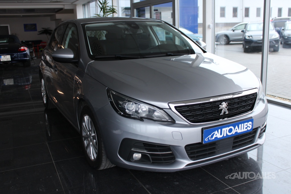 Peugeot 308 1,2 i PURETECH 96 kW STYLE - 3