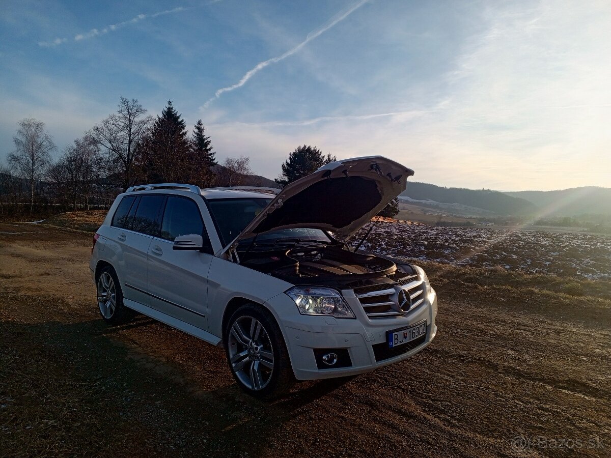 GLK 320 V6,4Motion 3.0,165Kw,225 koní,205000km - 3