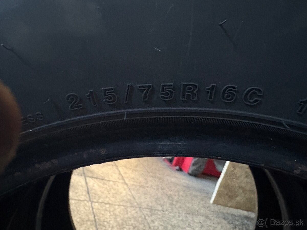 Predám 2ks pneumatik 215/75R16C - 3