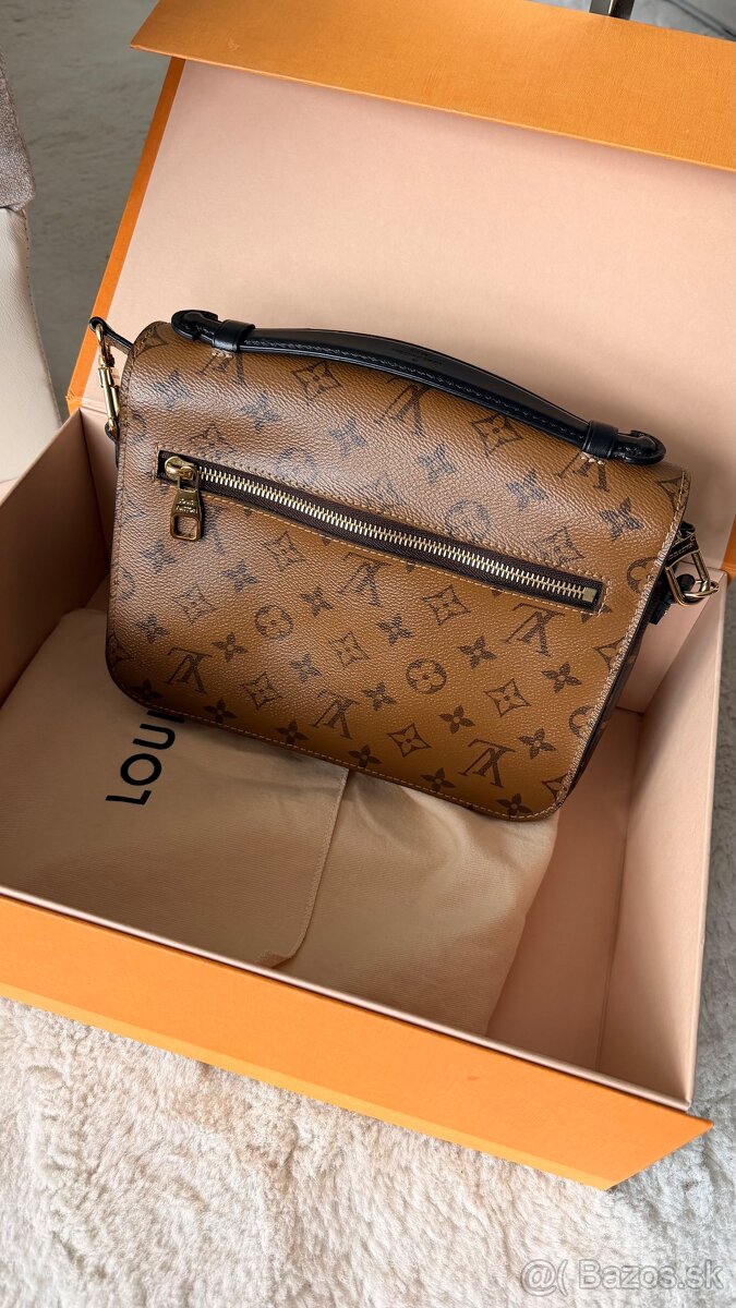 Louis Vuitton Pochette Metis - 3
