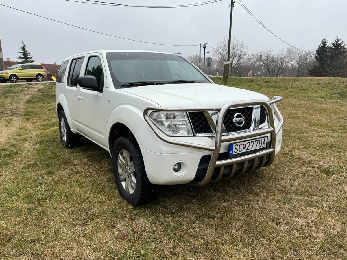 Nissan Pathfinder 2.5DDTi 4x4 - 3