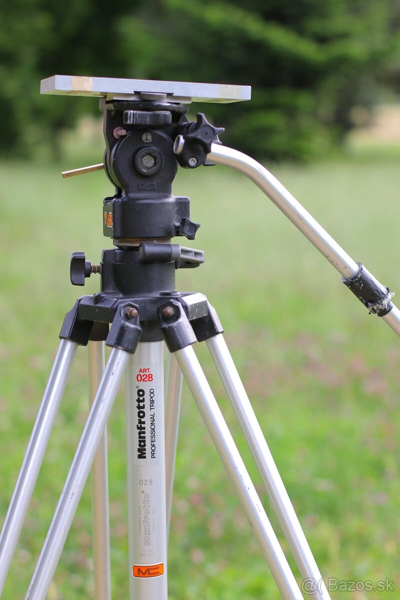 Manfrotto 028 + hlava Manfrotto 136 - 3