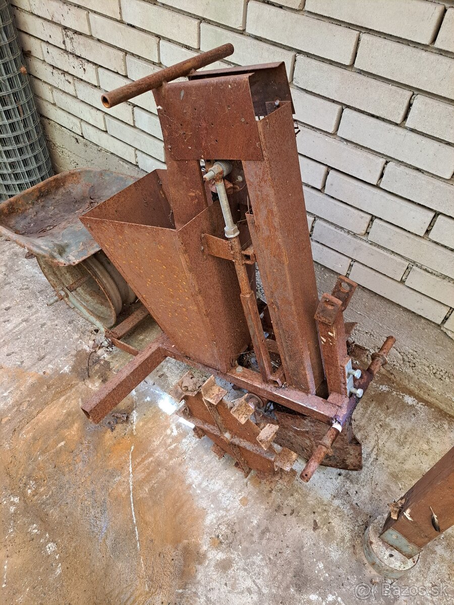 Predám sadzač zemiakov - 3