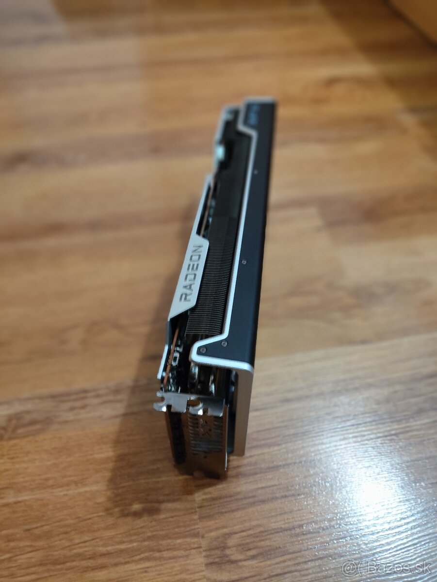 Grafická karta - AMD XFX Radeon Merc RX 7800 XT 16GB - 3