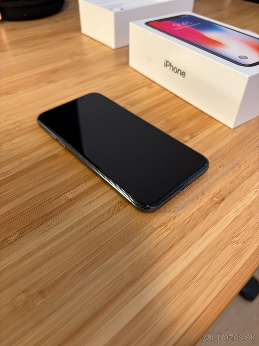 Apple iPhone X 64GB - 3