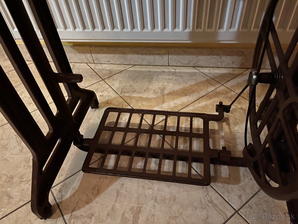 Stolový šijací stroj - 3