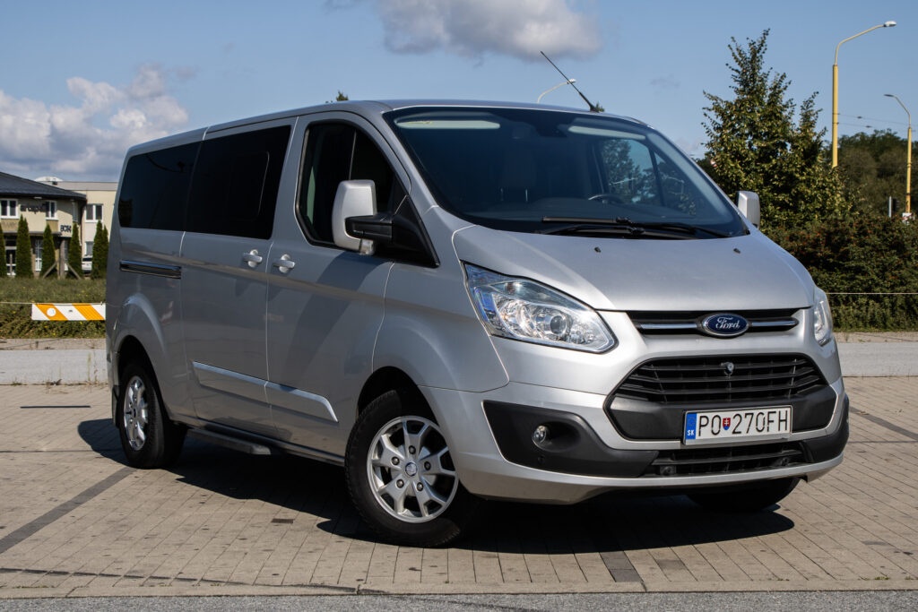 Ford Tourneo Custom 2.2 TDCi Titanium 114kW (2015) - 3