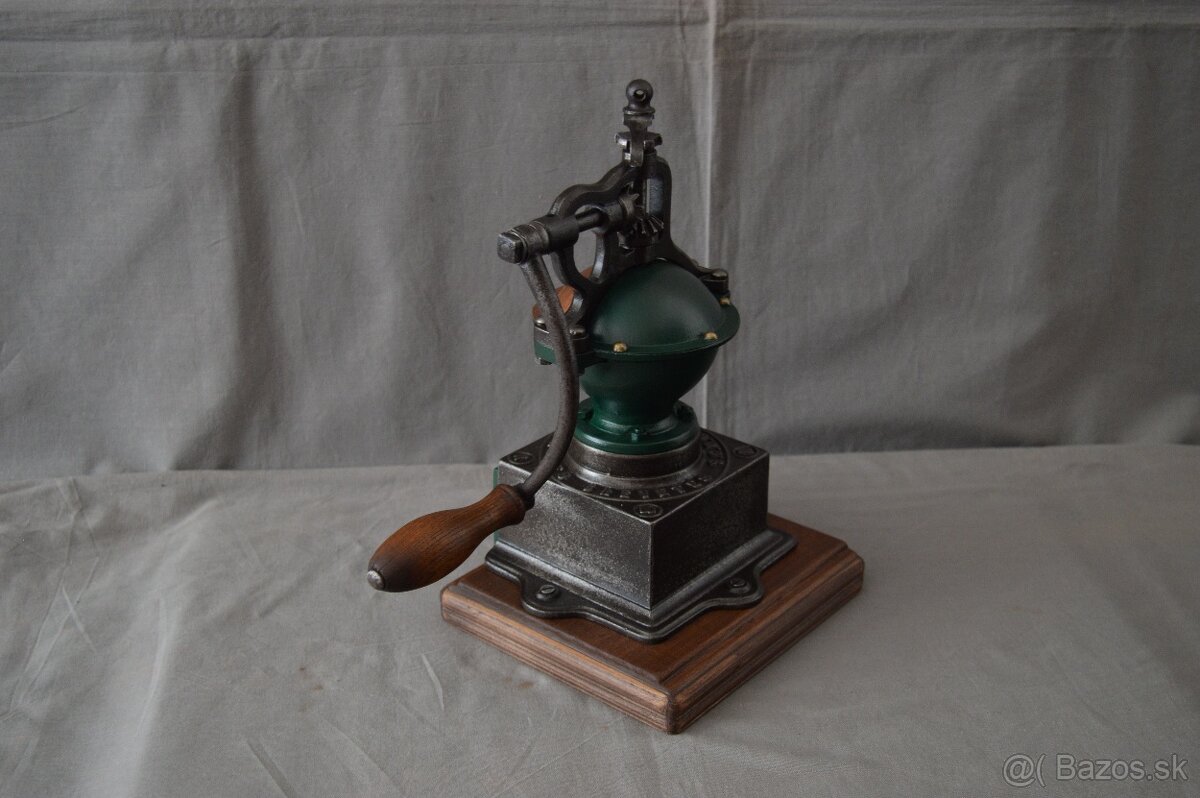 Mlynček na kávu Peugeot A 00 - 3