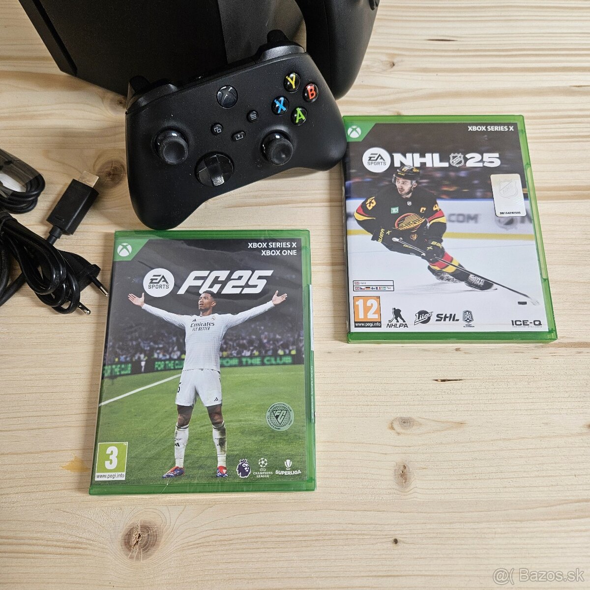 XBOX Series X - 2x Ovladač - 2x Hra - 3