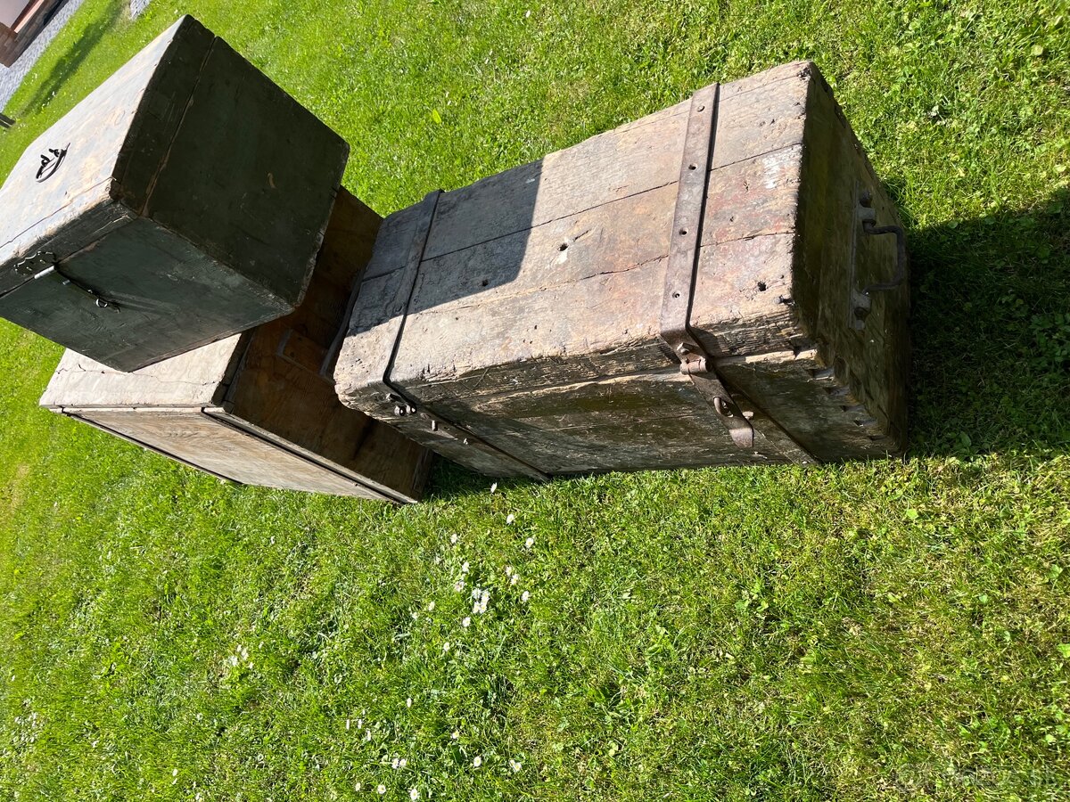 Stare bedne/truhlice - 3