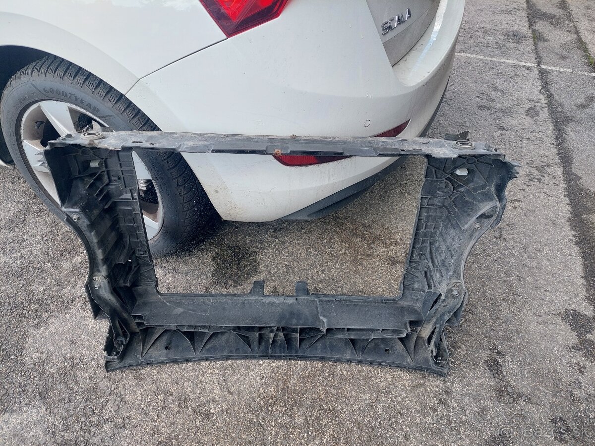 PREDNE ČELO STENA CHLADIČOV VOLKSWAGEN TOURAN 2010-2015 - 3