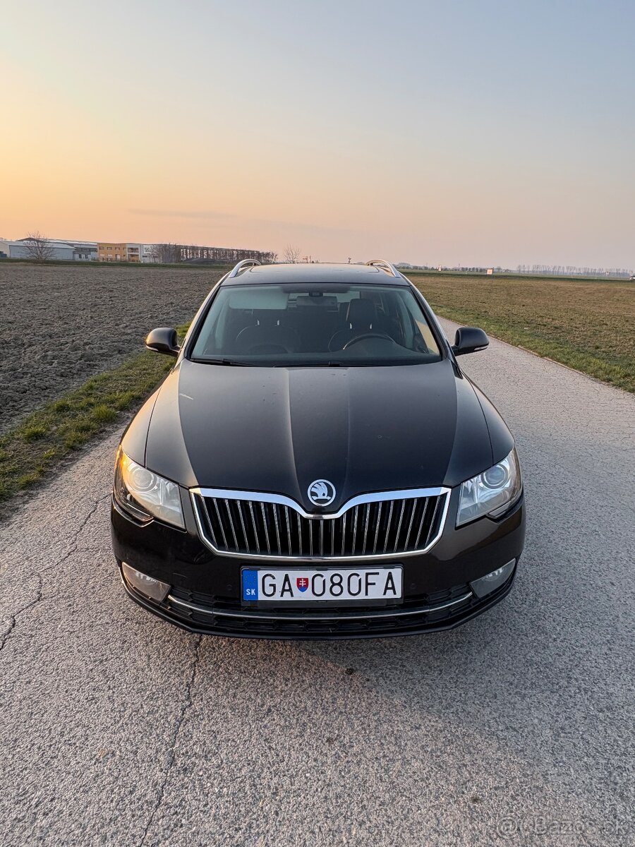 Škoda Superb Combi L&K 2.0 TDI - 3