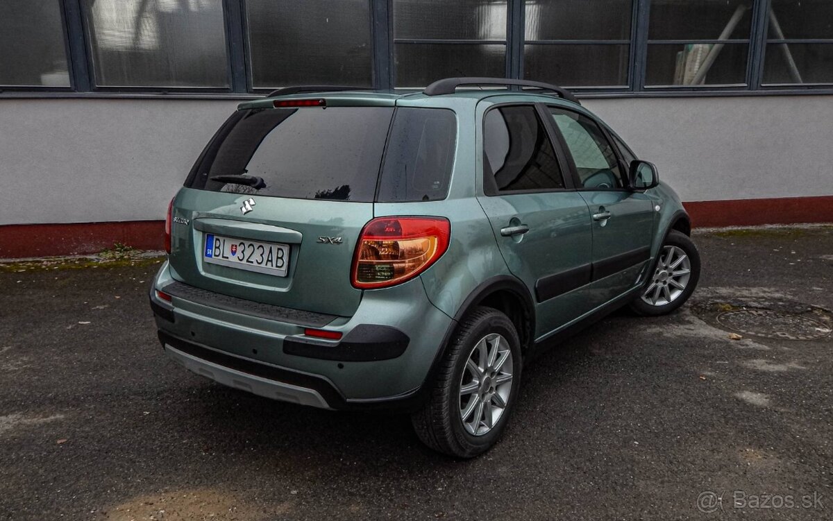 Suzuki SX4 1.5 GLX Urban Line - 3