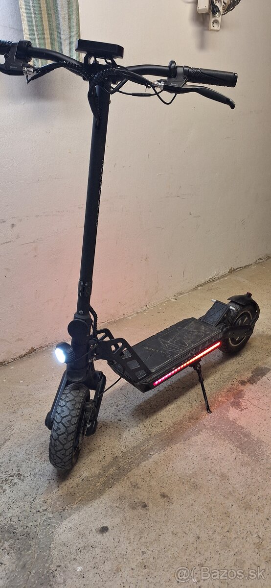 Elektrická kolobežka Kugoo G2 Pro - 3