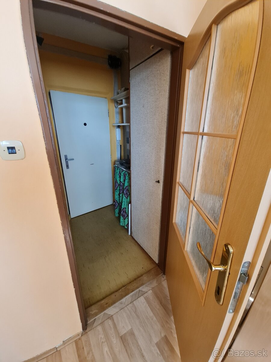 Garzonka Chrenova Nitra - 3