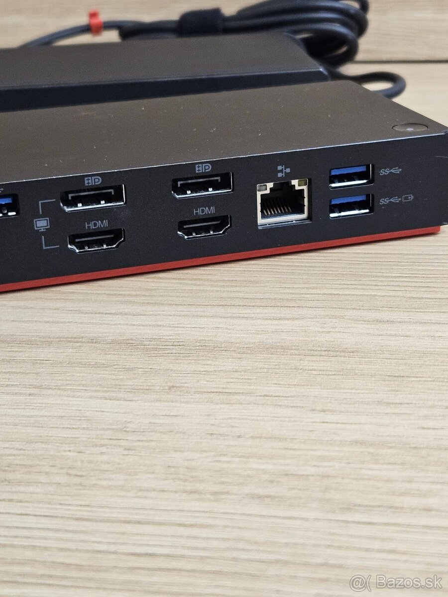 Dokovacia stanica Lenovo ThinkPad Thunderbolt 3 gen2 - 3