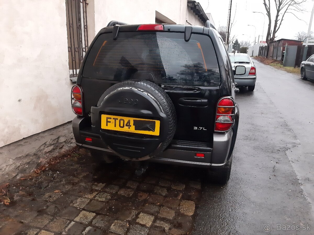 Jeep Cherokee 3,7 4x4 - 3