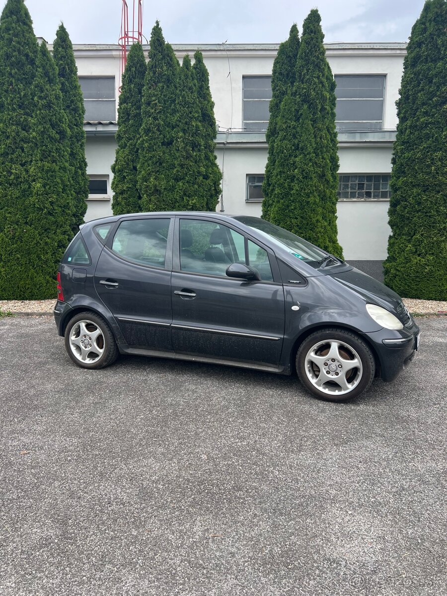 Mercedes-Benz A 190 Avantgarde - 3