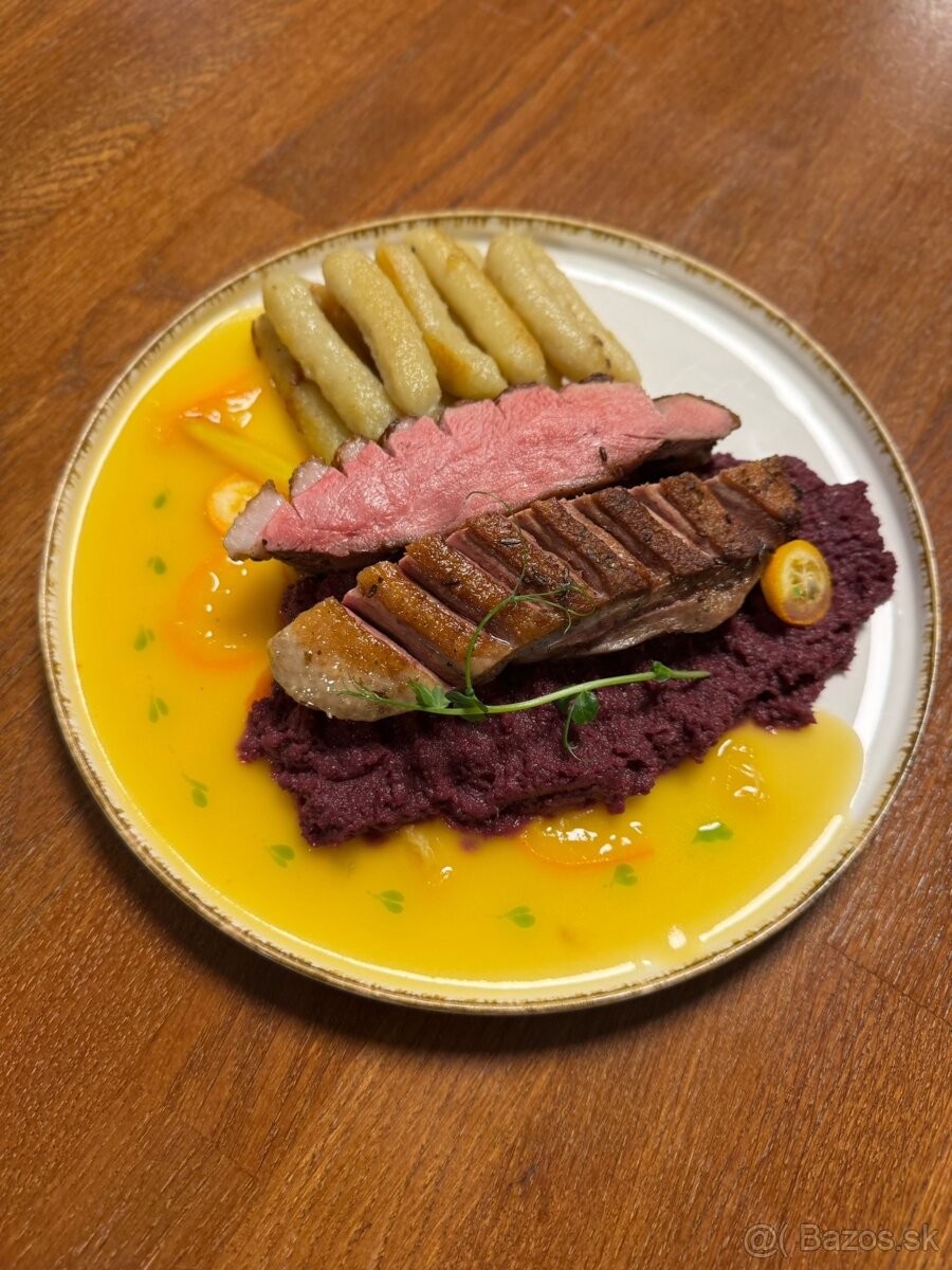Catering, svadba, oslava, firemné akcie, pečené prasiatko - 3