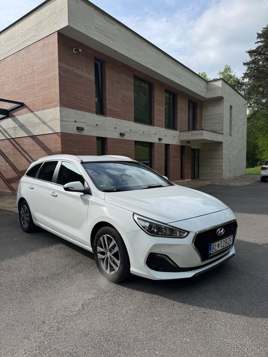 Hyundai i30cw family 1.6crdi - 3