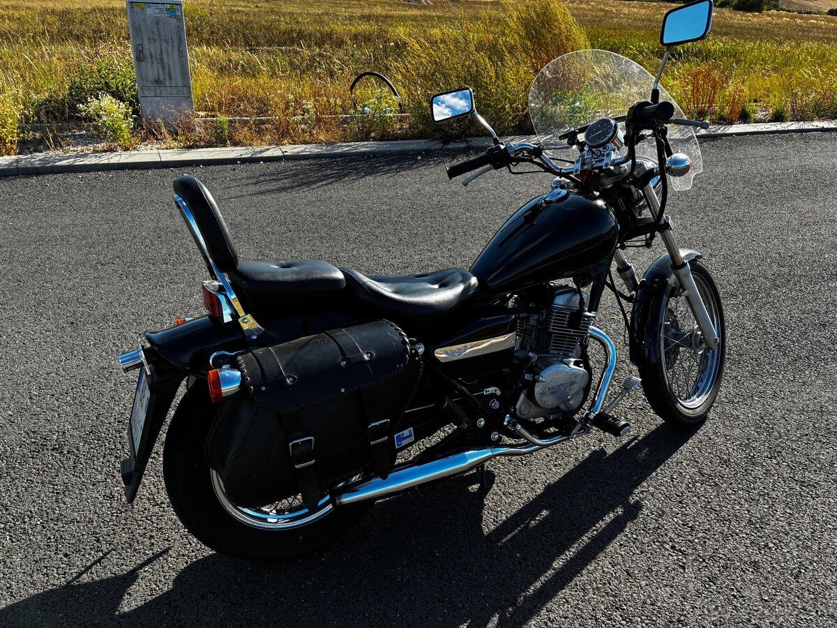 Honda Rebel 125 - 3