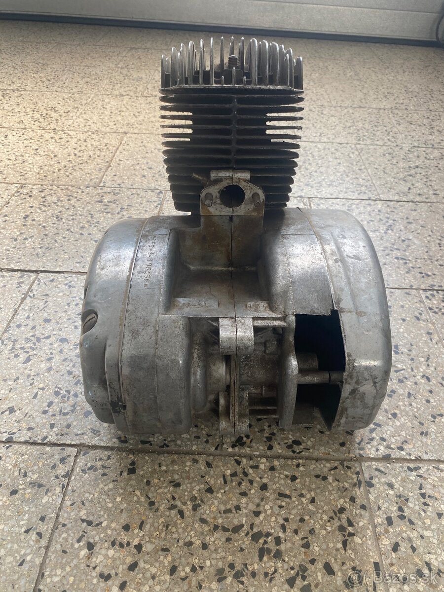 Motor čz 125 476 - 3