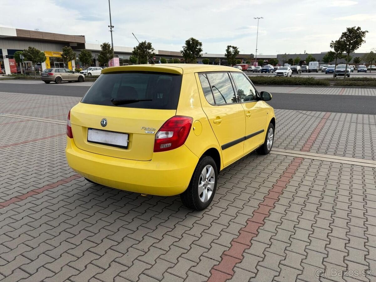 Škoda Fabia II 1.2 HTP 44kw klima - 3