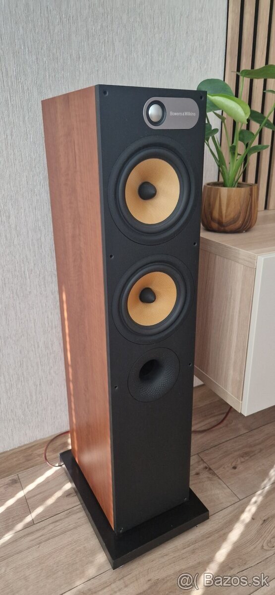 Bowers & Wilkins 684 - 3