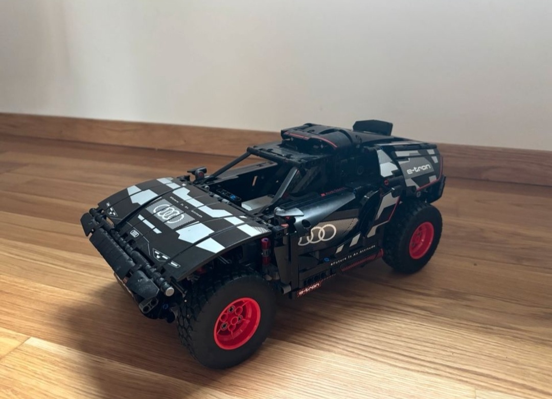 Lego technic 42160 - 3