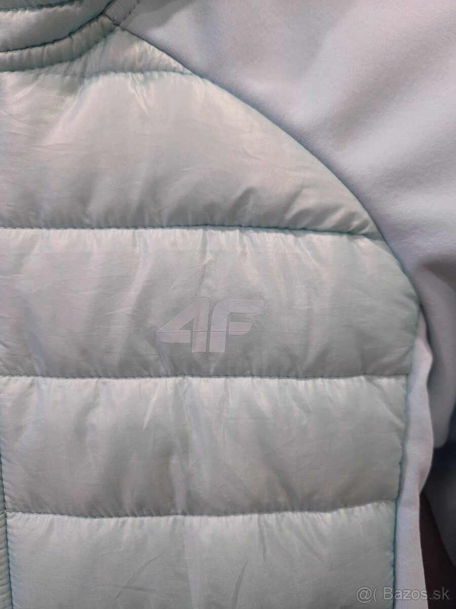 Dievcenska turistická bunda 4F - 3